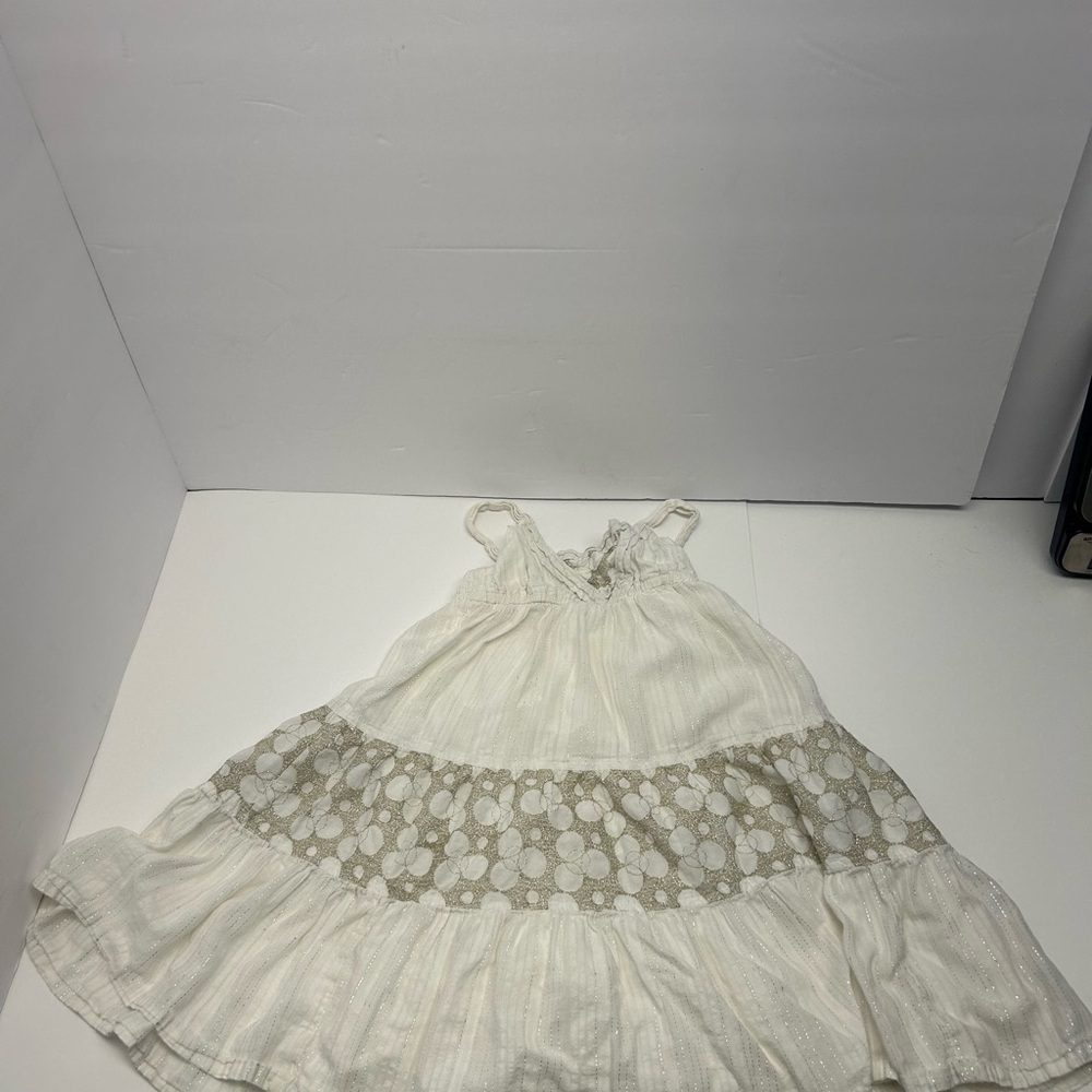 Old Navy White and Silver Sleeveless Top